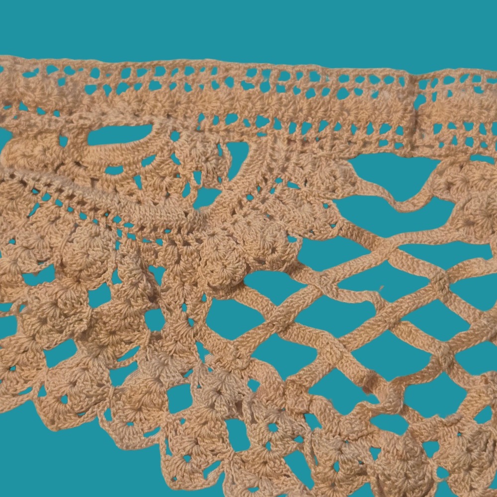 Vintage Beige Crochet Lace Collar Tassel Scalloped Trim Victorian Boho Decor - Picture 2 of 7